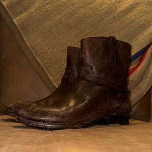 Frye Woman’s Dark Brown Leather Boots